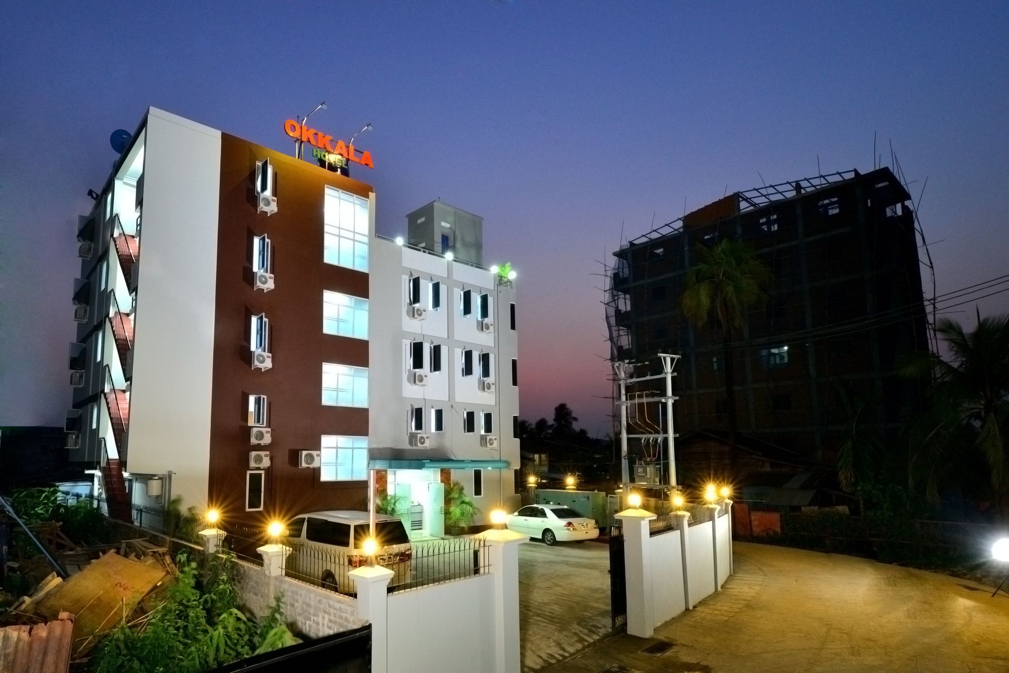 Okkala Hotel Yangon Exterior photo